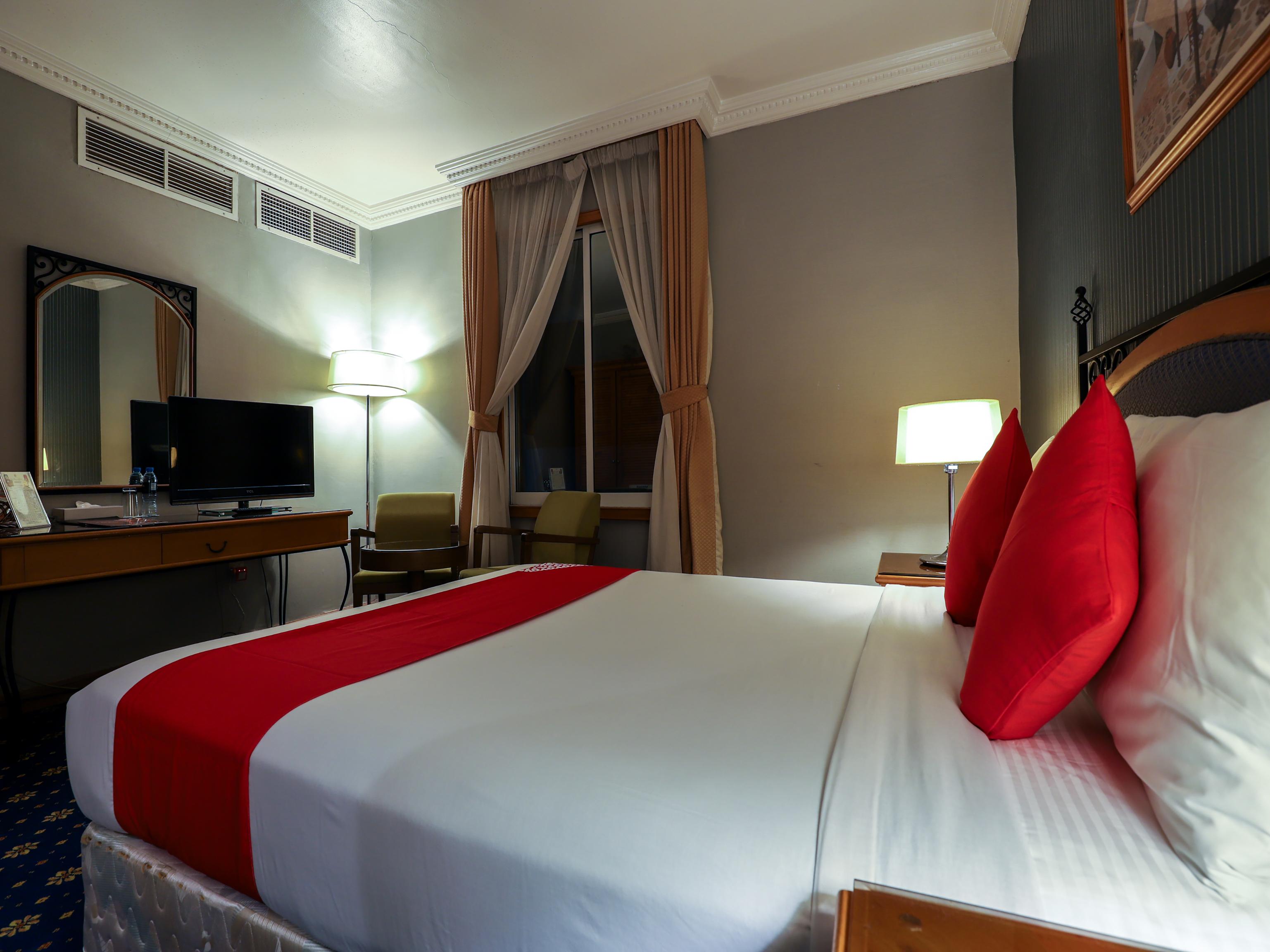 City Plaza Hotel Fudzsejra Kültér fotó