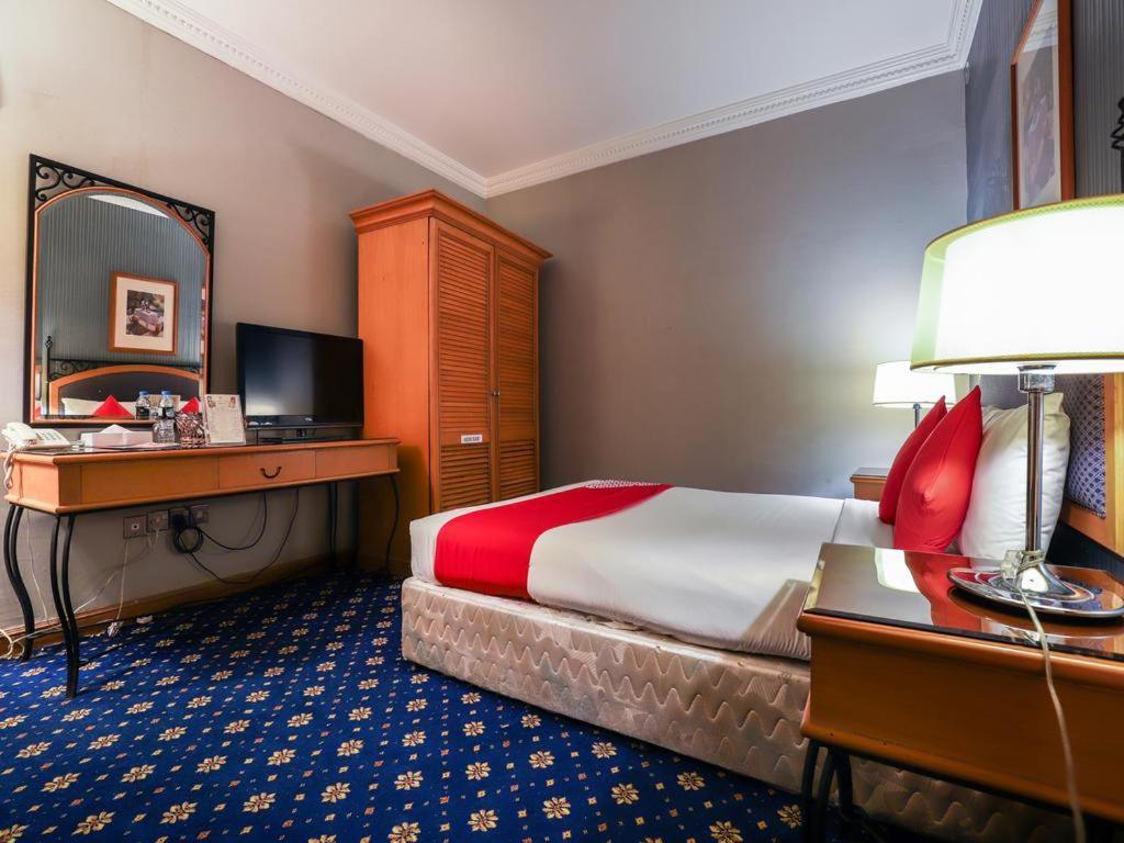 City Plaza Hotel Fudzsejra Kültér fotó