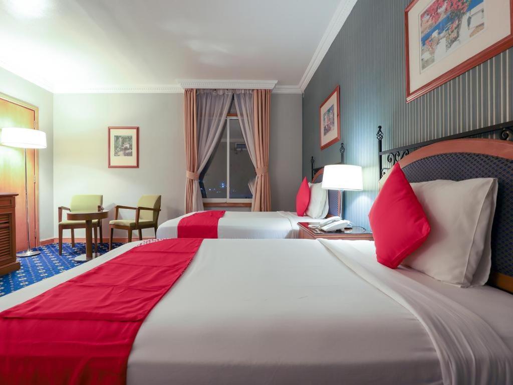 City Plaza Hotel Fudzsejra Kültér fotó