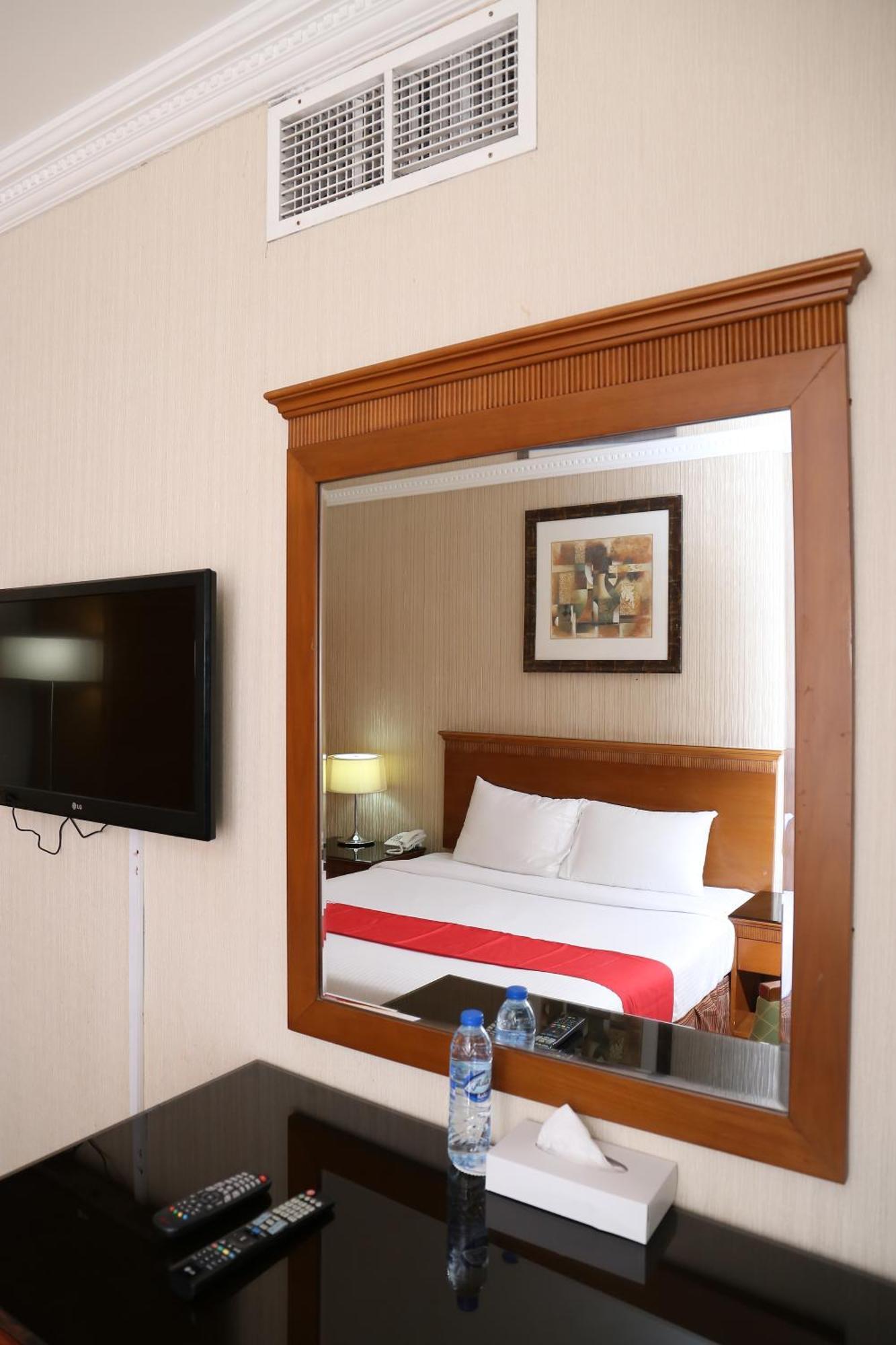 City Plaza Hotel Fudzsejra Kültér fotó